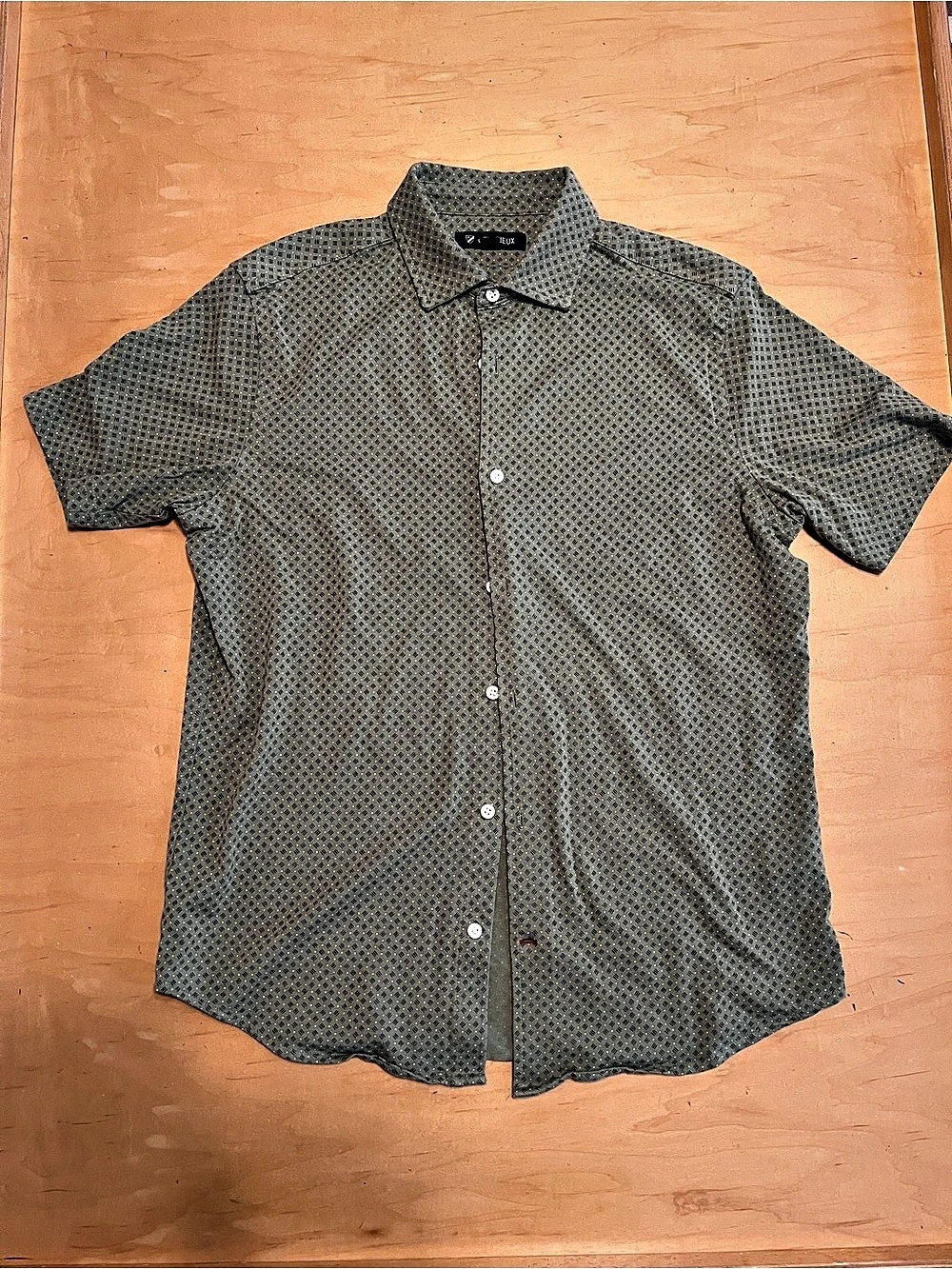 Cremieux Men's Geometric Short Sleeve Shirt Size Medium